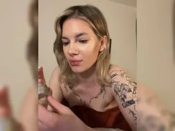 Millashaa  live sex cam