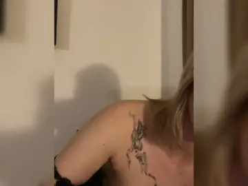 Millashaa  live sex cam