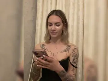 Millashaa  live sex cam