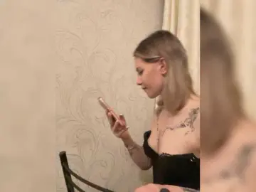 Millashaa  live sex cam