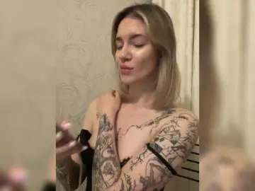 Millashaa  live sex cam
