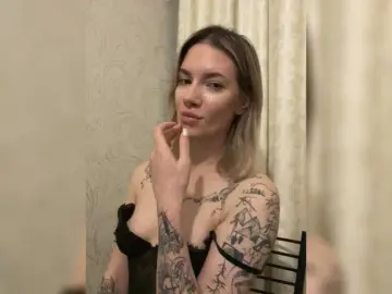 Millashaa  live sex cam