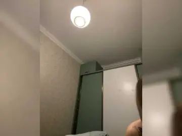 Millashaa  live sex cam