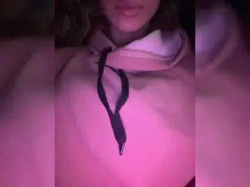PANTERKA22  live sex cam