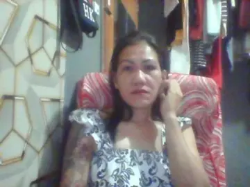 Rarra  live sex cam