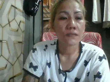 Rarra  live sex cam