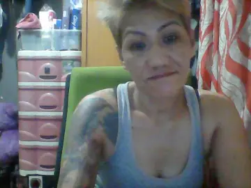 Rarra  live sex cam