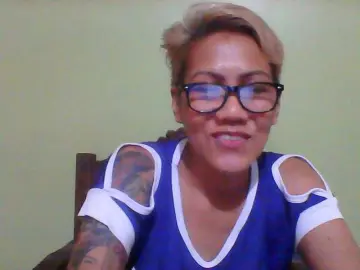Rarra  live sex cam