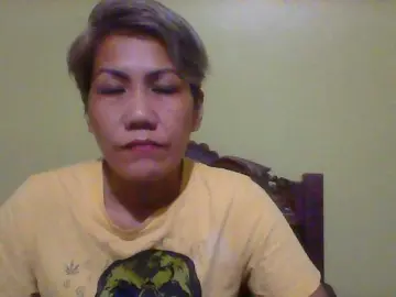 Rarra  live sex cam