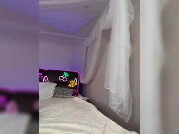 Cristalkate  live sex cam