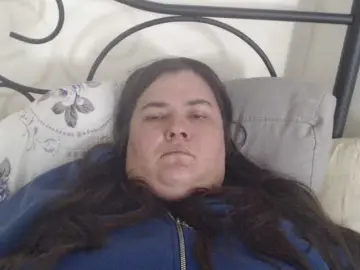 KittyDrive111  live sex cam