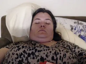 KittyDrive111  live sex cam