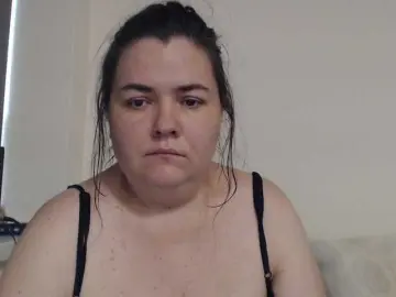 KittyDrive111  live sex cam