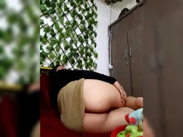 SexyRuby2025  live sex cam