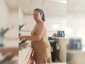 SexyRuby2025  live sex cam