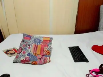 Valymoon-69  live sex cam