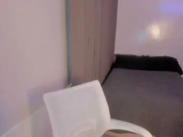 Kiaraowen1  live sex cam