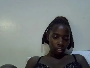 Miss-vibes  live sex cam