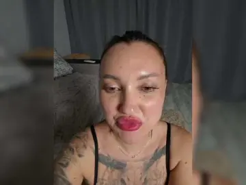 Pupaa  live sex cam