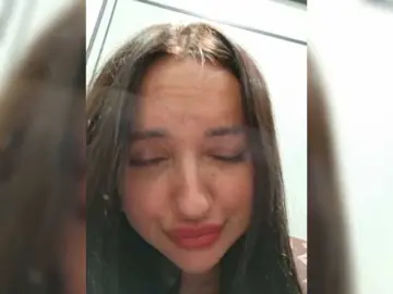 Pupaa  live sex cam