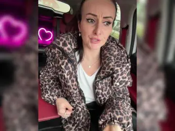 -AnnaMaria-  live sex cam