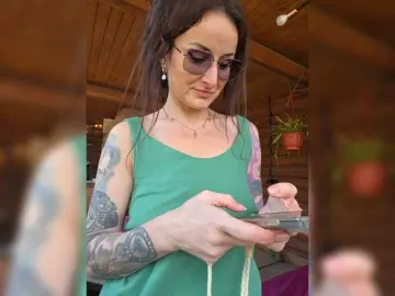 -AnnaMaria-  live sex cam