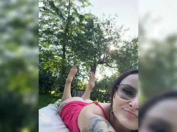 -AnnaMaria-  live sex cam