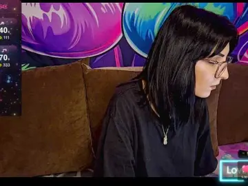 AlleAllexy  live sex cam