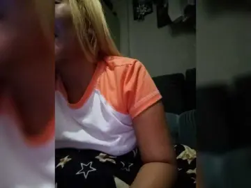 Pempemliciouss  live sex cam