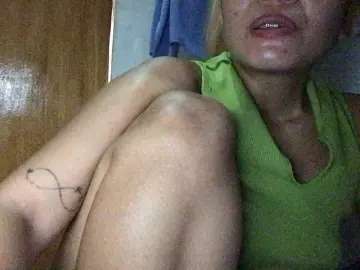 Pempemliciouss  live sex cam