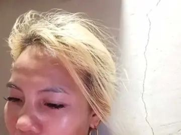 Pempemliciouss  live sex cam