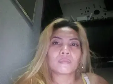 Pempemliciouss  live sex cam