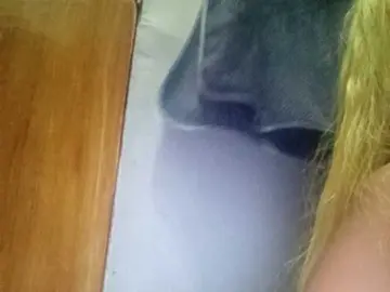Pempemliciouss  live sex cam
