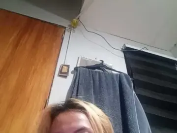 Pempemliciouss  live sex cam