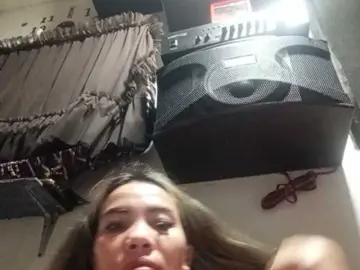 Pempemliciouss  live sex cam