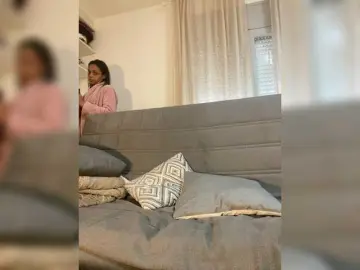 Zipriangel  live sex cam