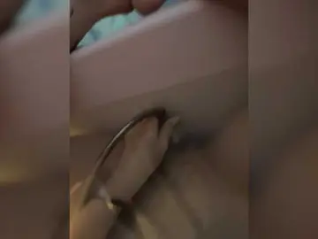 Fuckmodel1  live sex cam