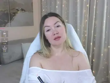 AmieHerry  live sex cam