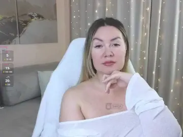 AmieHerry  live sex cam