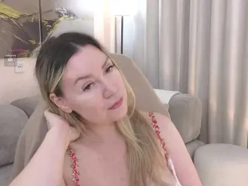 AmieHerry  live sex cam