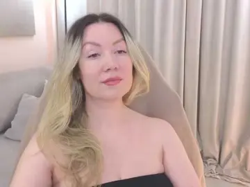 AmieHerry  live sex cam