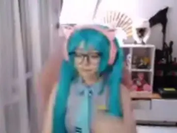 GertieCoach  live sex cam
