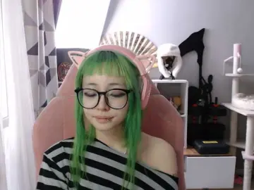 GertieCoach  live sex cam