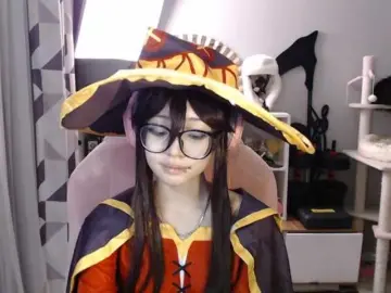 GertieCoach  live sex cam