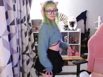 GertieCoach  live sex cam