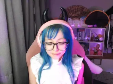 GertieCoach  live sex cam