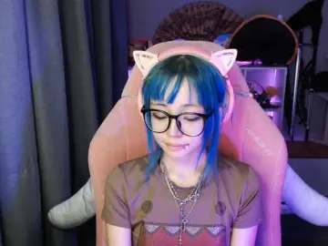 GertieCoach  live sex cam