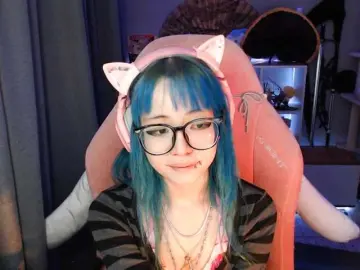 GertieCoach  live sex cam