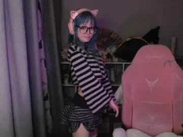 GertieCoach  live sex cam
