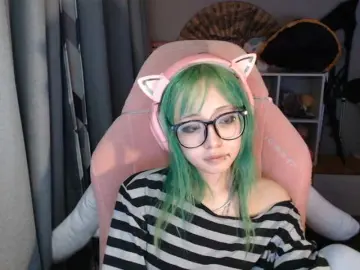 GertieCoach  live sex cam
